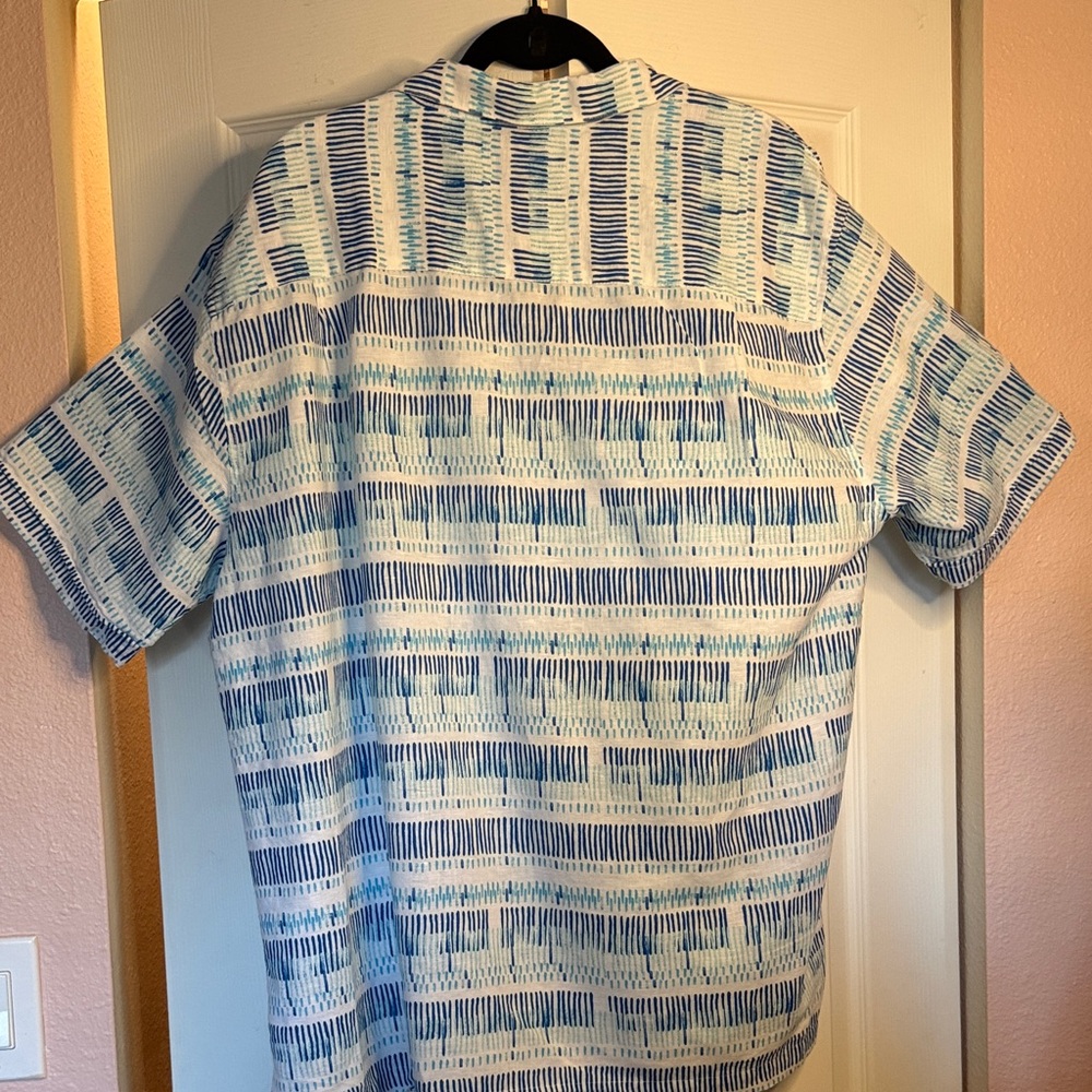 Cubavera Blue and White Patterned Men's Shirt - Picture 5 of 6